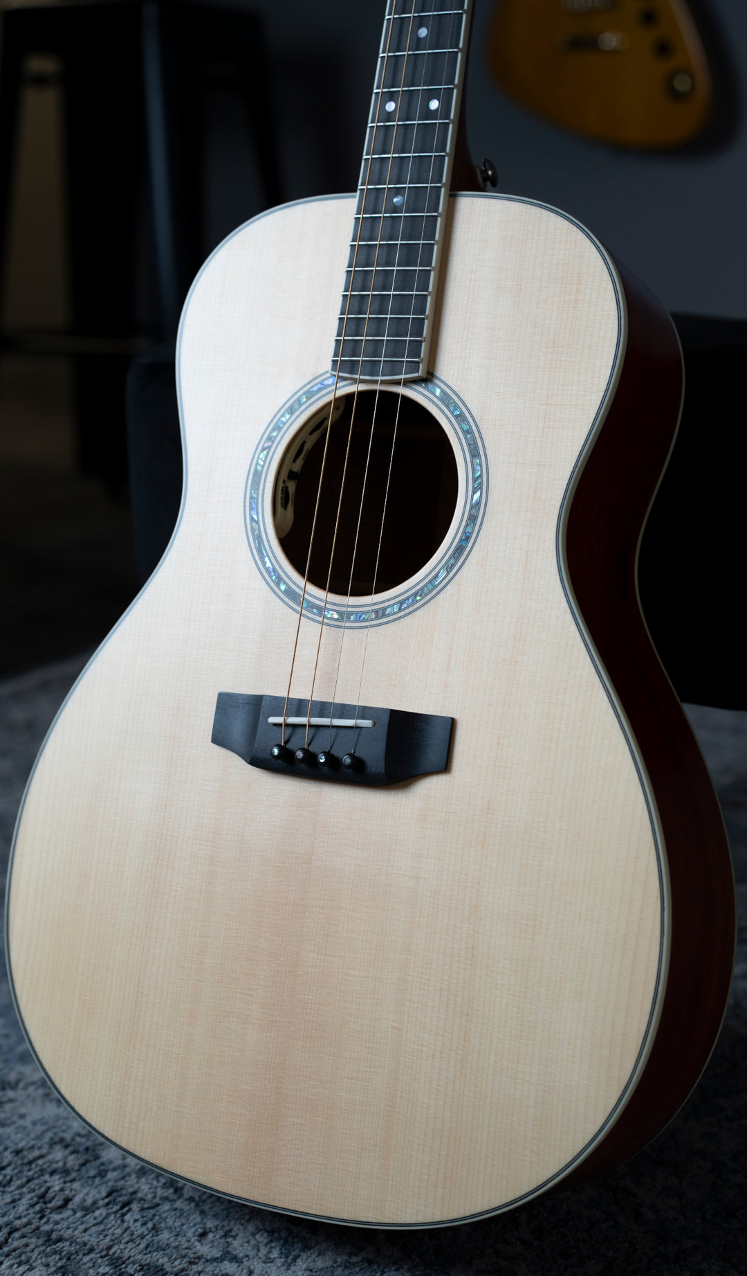 Ezra Tenor Guitar #color_natural