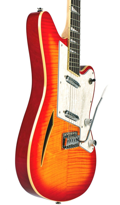 Eastwood Guitars Surfcaster Cherryburst #color_cherryburst